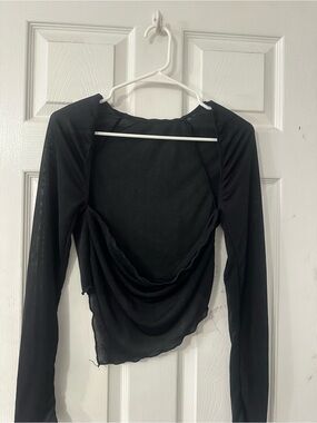 SHEIN Black Long-Sleeve Drape Open-Back Crop Top
